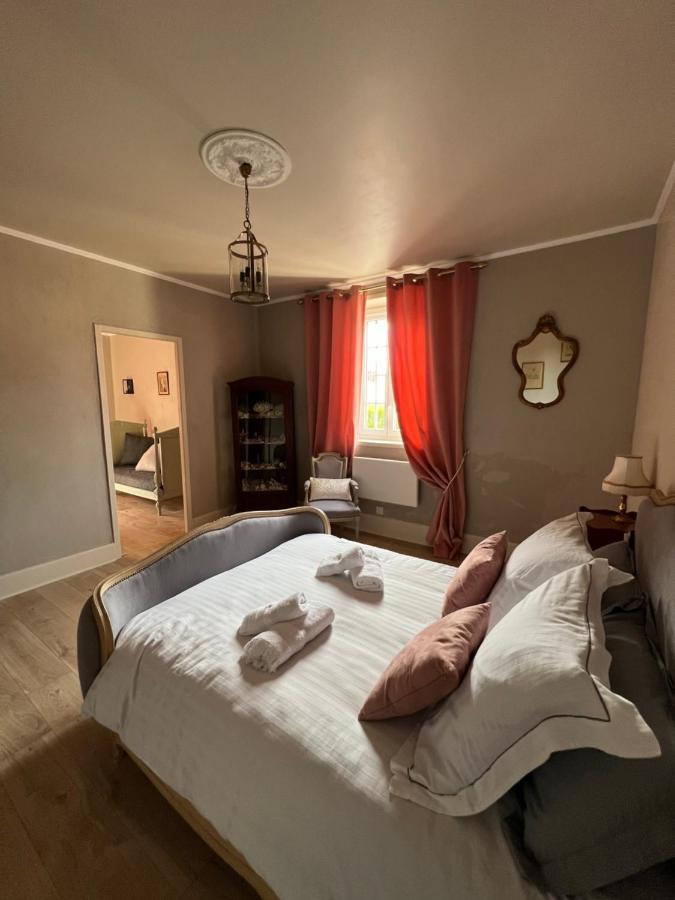 L'Escale Chambres Et Table D'Hotes Verdun-sur-le-Doubs Екстериор снимка
