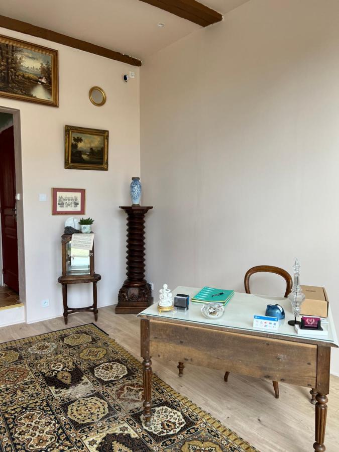 L'Escale Chambres Et Table D'Hotes Verdun-sur-le-Doubs Екстериор снимка