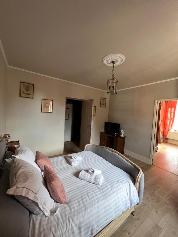 L'Escale Chambres Et Table D'Hotes Verdun-sur-le-Doubs Екстериор снимка