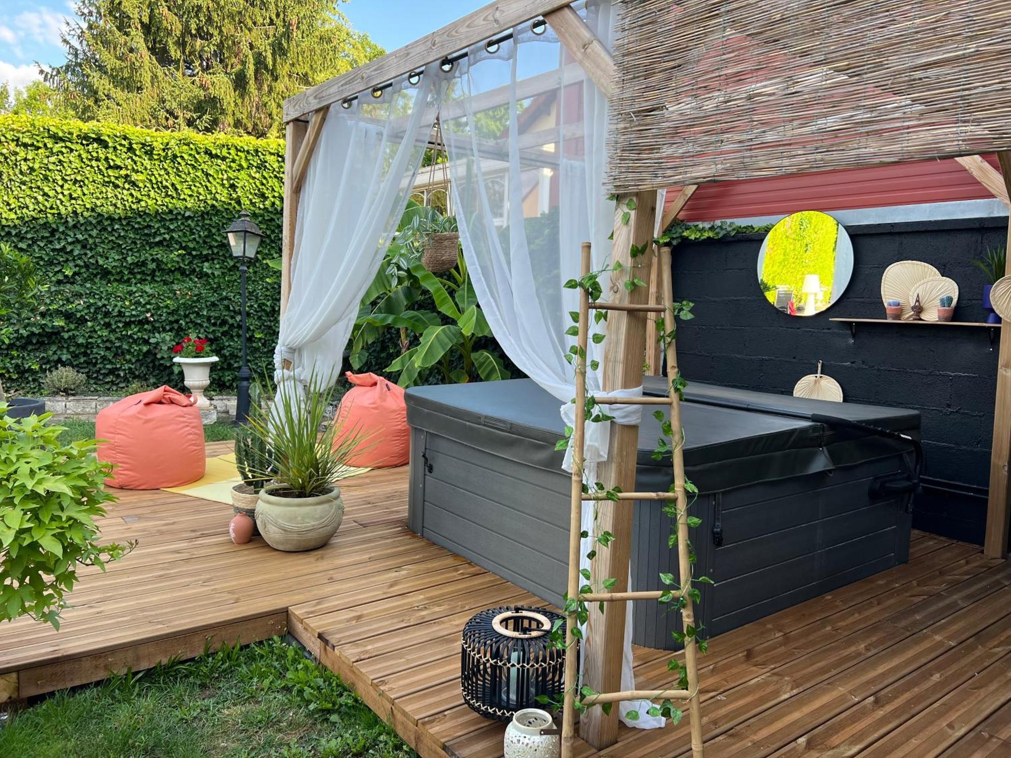 L'Escale Chambres Et Table D'Hotes Verdun-sur-le-Doubs Екстериор снимка