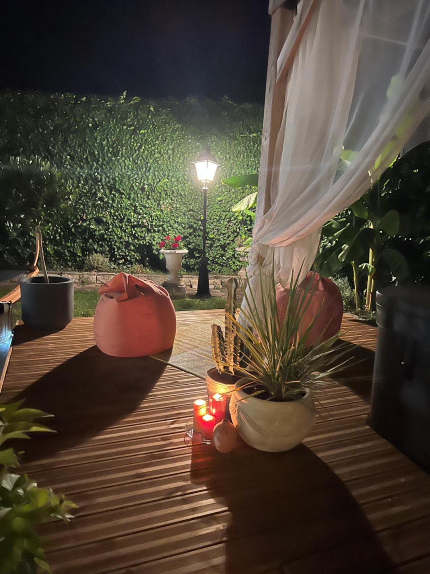 L'Escale Chambres Et Table D'Hotes Verdun-sur-le-Doubs Екстериор снимка
